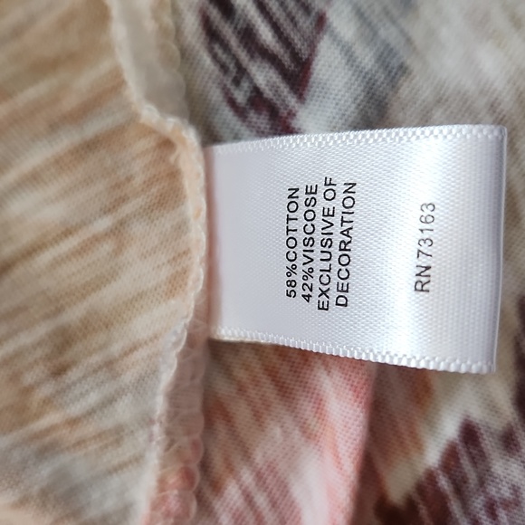 Cupio Great condition, gently loved, Women's Top, Cold Shoulder, Medium - Picture 8 of 8